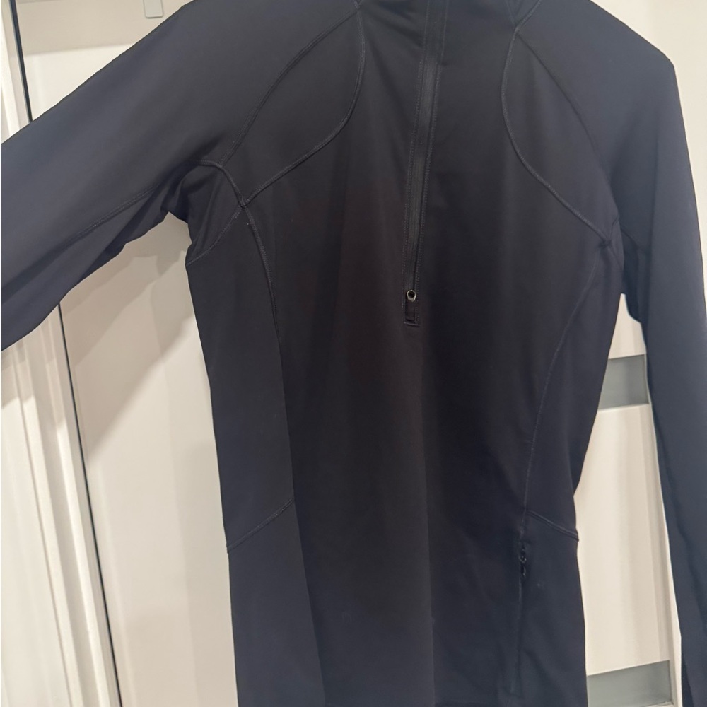 Lululemon Black Long Sleeve Athletic Top
